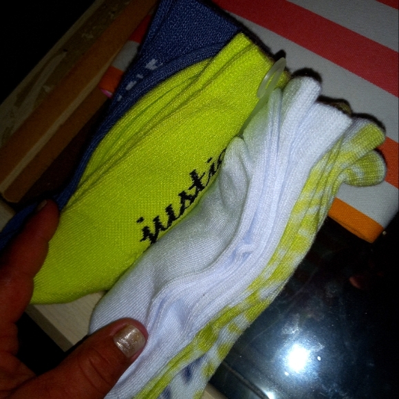 NWT 4pk justice crew socks - Picture 6 of 8